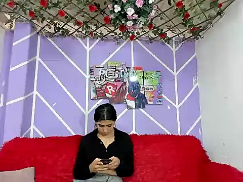 DAHNE HOT  online show from July 18, 2026, 1:26 pm