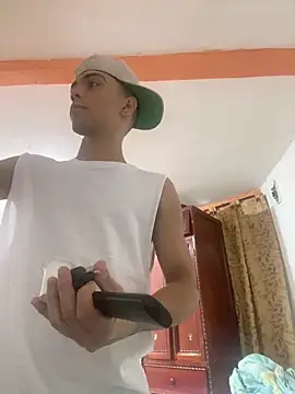 Teo Rave online show from May 25, 2026, 5:52 pm