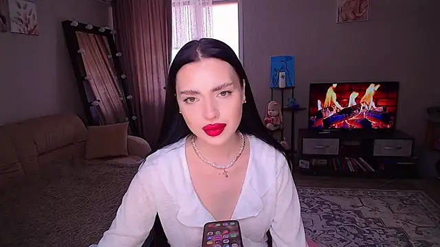 yoursLina online show from May 16, 2026, 9:39 am