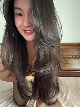 dearBeibeii online show from May 19, 2026, 2:18 am