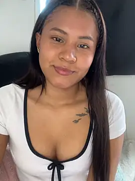 zayinxiu online show from April 19, 2026, 3:44 pm