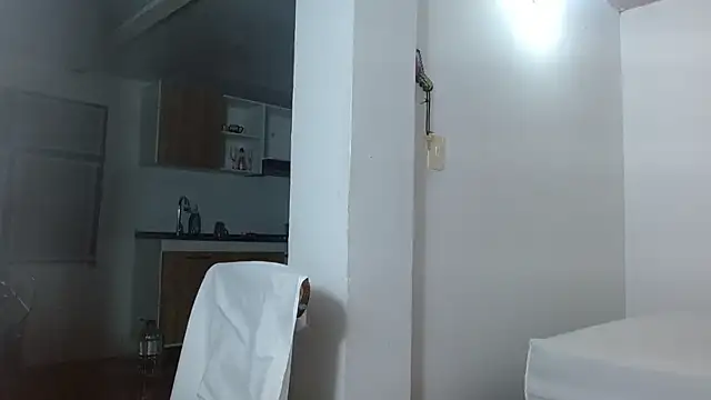 little babyboo  online show from April 21, 2026, 1:42 am