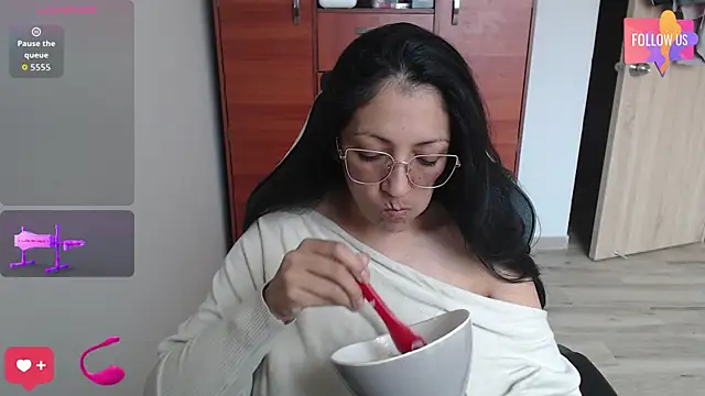 Melissaleehot online show from July 22, 2026, 8:44 pm