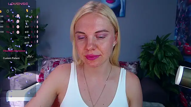 Snapshot of FromRussia chatting on July 1, 2026, 1:51 am FromRussia online show from July 1, 2026, 1:51 am