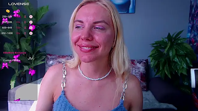 Snapshot of FromRussia chatting on July 6, 2026, 2:19 am FromRussia online show from July 6, 2026, 2:19 am