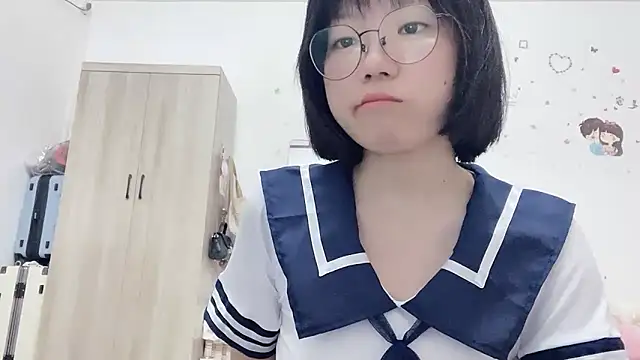 Belle-LL online show from May 19, 2026, 3:51 pm