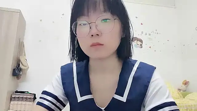 Belle-LL online show from May 30, 2026, 3:42 pm