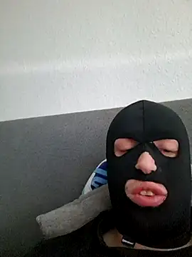 Geilertyp230 online show from April 21, 2026, 6:20 am