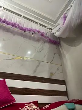 Swan 69 online show from April 25, 2026, 12:57 am