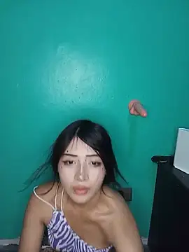 Snapshot of HonyHanna chatting on June 12, 2026, 2:21 am HonyHanna online show from June 12, 2026, 2:21 am
