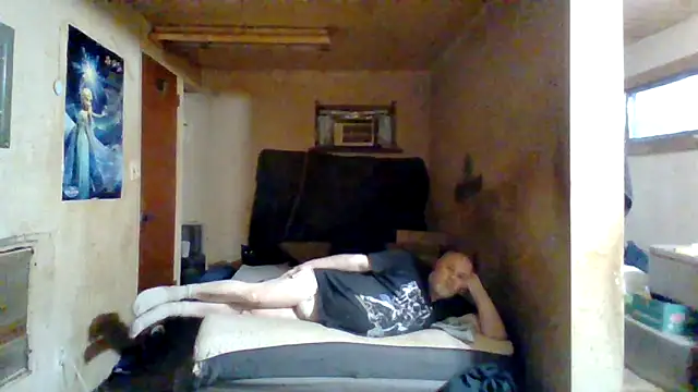 Snapshot of Nightshade1195 chatting on June 12, 2026, 11:57 pm Nightshade1195 online show from June 12, 2026, 11:57 pm