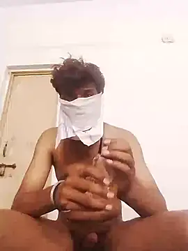 Snapshot of Gujju_chhokro_ chatting on May 18, 2026, 3:02 am Gujju chhokro online show from May 18, 2026, 3:02 am