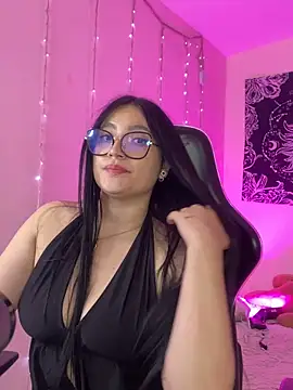 babyvalk online show from April 21, 2026, 8:44 pm