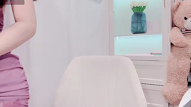 lalisa-damdang online show from June 19, 2026, 3:11 am