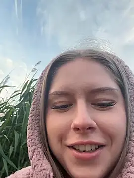 Snapshot of anna_nan chatting on May 30, 2026, 5:21 pm anna nan online show from May 30, 2026, 5:21 pm