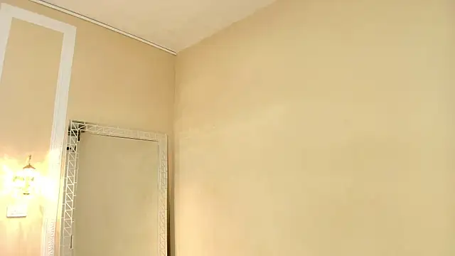 PaulineKosh online show from July 3, 2026, 6:47 pm