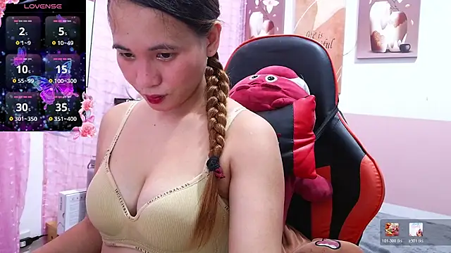 squirtlove1 online show from June 5, 2026, 5:47 am