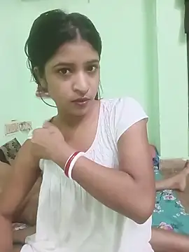 Snapshot of hot-couple-0 chatting on May 14, 2026, 7:26 am hot-couple-0 online show from May 14, 2026, 7:26 am
