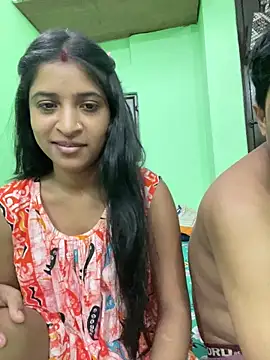 Snapshot of hot-couple-0 chatting on June 15, 2026, 2:08 pm hot-couple-0 online show from June 15, 2026, 2:08 pm