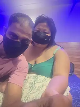 Snapshot of hot-couple-0 chatting on July 30, 2026, 4:06 pm hot-couple-0 online show from July 30, 2026, 4:06 pm