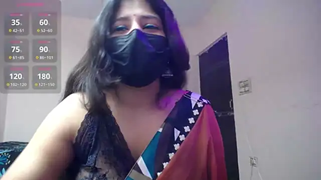 -Queenie online show from May 28, 2026, 7:00 pm