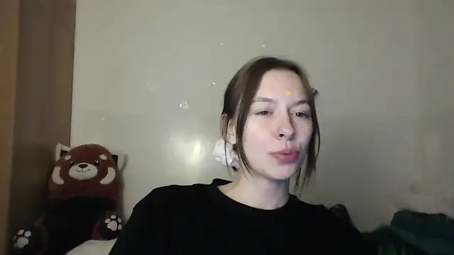 Snapshot of JuicyErika chatting on May 12, 2026, 10:40 pm JuicyErika online show from May 12, 2026, 10:40 pm