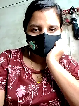 Nigar Hatun online show from April 27, 2026, 1:42 pm