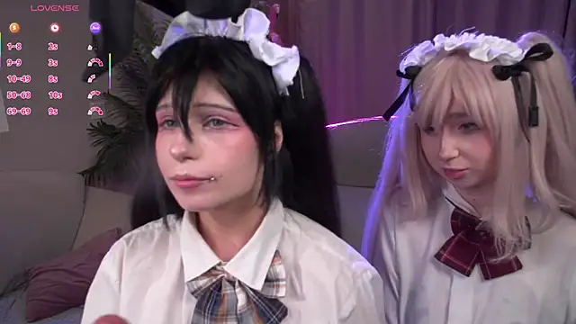 Snapshot of CosplayDream chatting on May 9, 2026, 9:31 pm CosplayDream online show from May 9, 2026, 9:31 pm