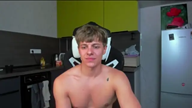 Snapshot of prince_nik chatting on July 11, 2026, 2:20 pm prince nik online show from July 11, 2026, 2:20 pm