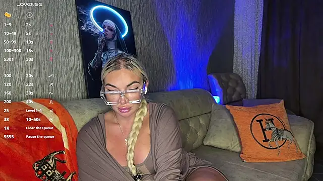 Snapshot of MissJessX chatting on July 13, 2026, 6:44 pm MissJessX online show from July 13, 2026, 6:44 pm
