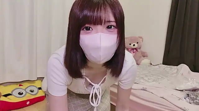 hiyo0001 online show from May 24, 2026, 3:28 pm