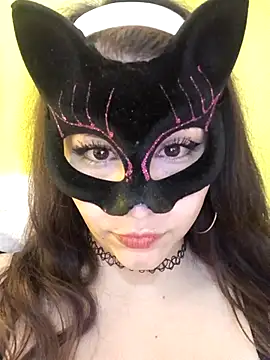 Snapshot of Conejita69n_n chatting on May 15, 2026, 4:19 am Conejita69n n online show from May 15, 2026, 4:19 am