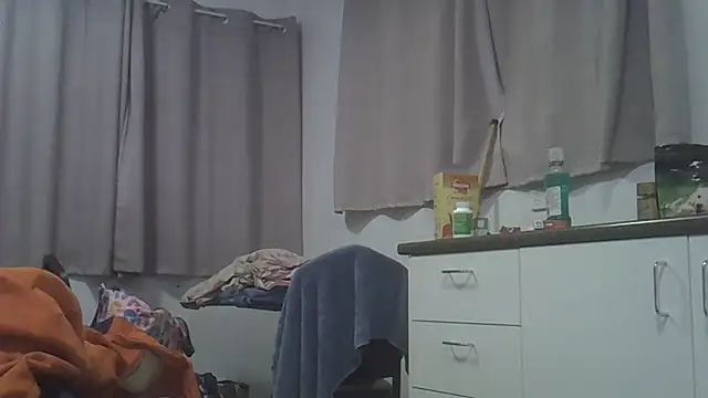 Snapshot of dougie781 chatting on April 23, 2026, 2:41 pm dougie781 online show from April 23, 2026, 2:41 pm