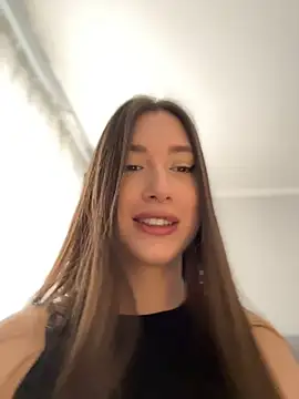 BOOMFOXY online show from May 1, 2026, 10:42 am