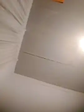 darkar19 online show from April 23, 2026, 7:49 pm