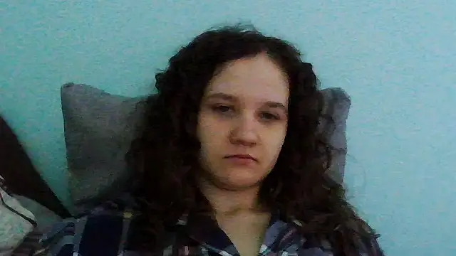 EmilyBriss online show from May 4, 2026, 11:39 am