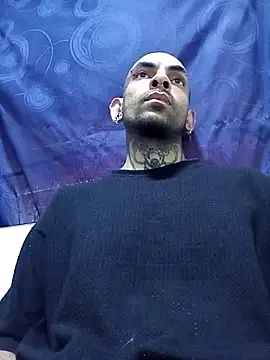 Snapshot of Demon_Rose_ chatting on May 3, 2026, 11:00 pm Demon Rose online show from May 3, 2026, 11:00 pm
