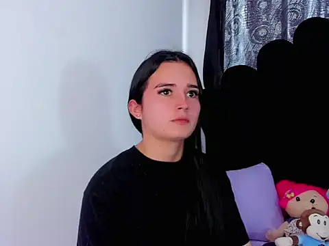 sofi-nyx online show from April 24, 2026, 2:19 pm