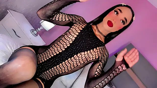 sexyjessicamistres online show from July 28, 2026, 9:25 pm