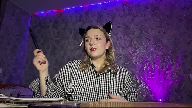 NastyOsche online show from April 23, 2026, 4:31 pm