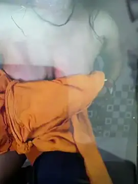 yyyyyooorrrwww online show from April 23, 2026, 5:48 pm