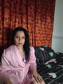 Snapshot of Divya888 chatting on April 25, 2026, 6:16 pm Divya888 online show from April 25, 2026, 6:16 pm