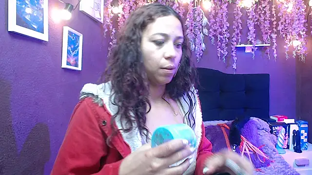 Snapshot of monik299 chatting on May 26, 2026, 2:02 pm monik299 online show from May 26, 2026, 2:02 pm