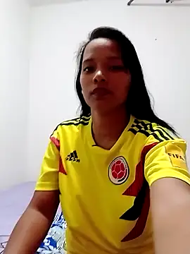 Stefany 03  online show from June 4, 2026, 11:33 pm