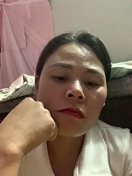 Snapshot of Helen-baby chatting on April 25, 2026, 5:10 pm Helen-baby online show from April 25, 2026, 5:10 pm