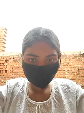 Snapshot of Queen_girl80122 chatting on May 19, 2026, 12:55 pm Queen girl80122 online show from May 19, 2026, 12:55 pm