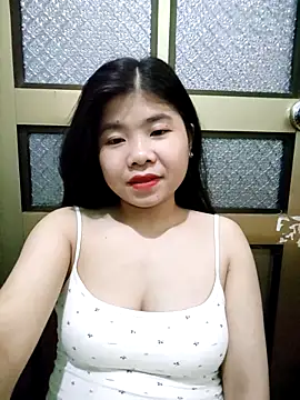 Snapshot of Ayti01 chatting on June 10, 2026, 4:45 am Ayti01 online show from June 10, 2026, 4:45 am