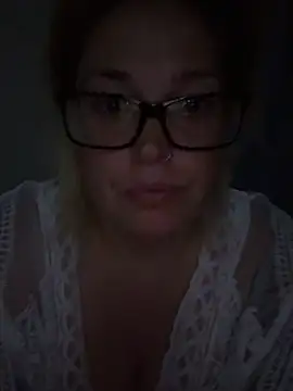 SecretRavenXO online show from May 30, 2026, 12:19 am