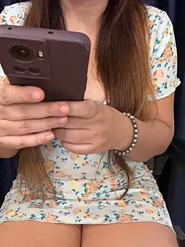 Snapshot of Naughty-Shreenn chatting on June 7, 2026, 10:13 pm Naughty-Shreenn online show from June 7, 2026, 10:13 pm