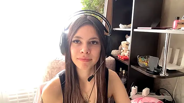 Snapshot of TuZezima chatting on May 2, 2026, 3:28 pm TuZezima online show from May 2, 2026, 3:28 pm